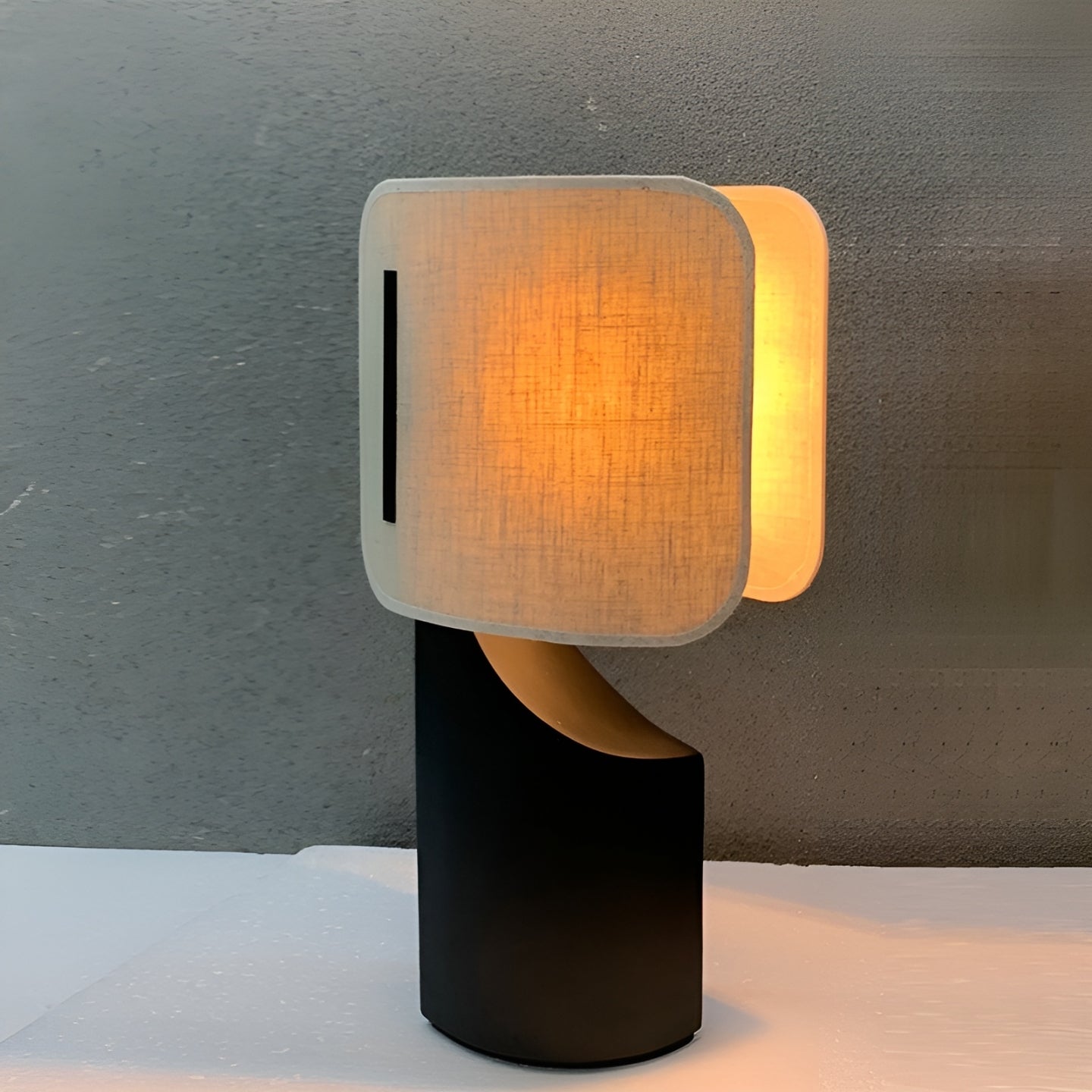 Nogy Kasa Linen Table Lamp
